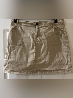 Croft & Barrow 16W Embroidered Cargo Skort
Tan Plus Size